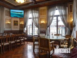 Дом 800м², 3-этажный, посуточно,