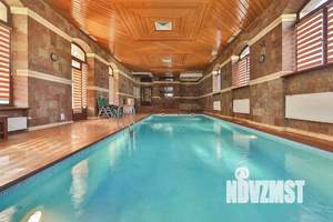 Дом 987м², 3-этажный, посуточно,