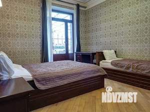 Дом 920м&sup2;, 3-этажный, посуточно, 