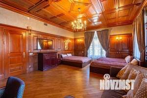 Дом 920м&sup2;, 3-этажный, посуточно, 