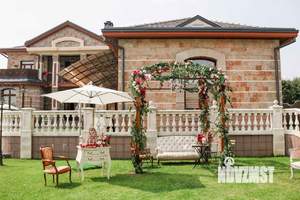 Дом 937м², 3-этажный, посуточно, 