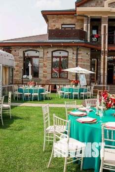 Дом 937м², 3-этажный, посуточно, 