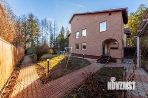 Дом 150м&sup2;, 2-этажный, участок 9 сот.  