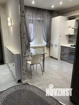 Таунхаус 140м&sup2;, 3-этажный, участок 1 сот.  