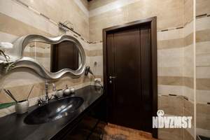 Таунхаус 350м&sup2;, 3-этажный, участок 2 сот.  