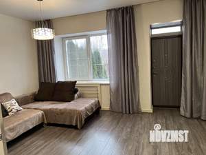 Таунхаус 140м&sup2;, 3-этажный, участок 1 сот.  