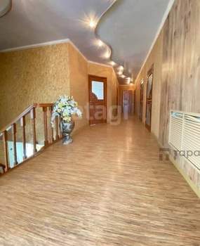 Дом 445м², 4-этажный, участок 7 сот.  