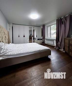 Дом 240м&sup2;, 2-этажный, участок 200 сот.  