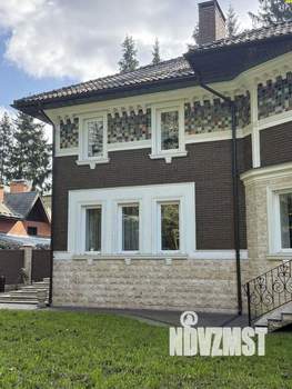 Дом 520м&sup2;, 4-этажный, участок 12 сот.  