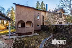 Дом 150м&sup2;, 2-этажный, участок 9 сот.  