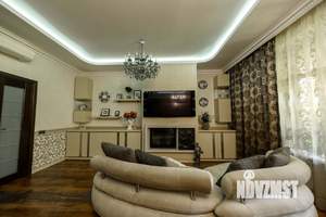 Таунхаус 350м&sup2;, 3-этажный, участок 2 сот.  