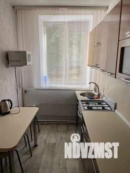 2-к квартира, посуточно, 47м2, 1/2 этаж