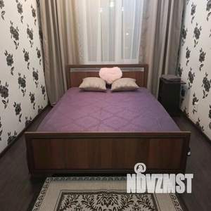 1-к квартира, посуточно, 43м2, 1/1 этаж
