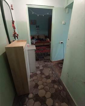 3-к квартира, вторичка, 43м2, 3/5 этаж