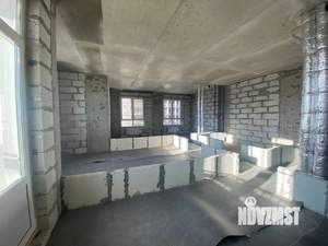 2-к квартира, вторичка, 63м2, 3/5 этаж