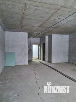Студия квартира, вторичка, 70м2, 1/3 этаж