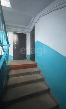 2-к квартира, вторичка, 57м2, 1/5 этаж