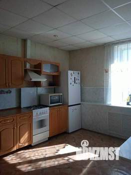 3-к квартира, вторичка, 76м2, 2/2 этаж